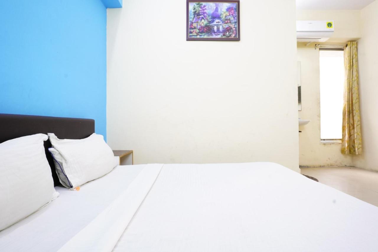 Infinity Rooms & Banquet Surat Ngoại thất bức ảnh